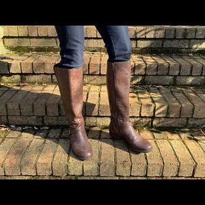 Brown Leather Boots - Kenneth Cole